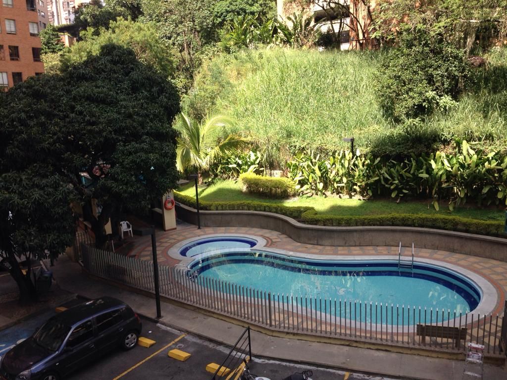 Apartamento en arriendo Antioquia Medellín Castropol 76 m2 Habitaciones 3 Baños 2 Garajes 1 Precio $3500000
