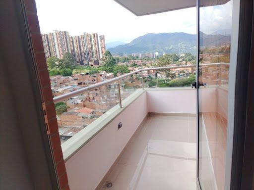 Apartamento en arriendo Antioquia La Estrella La Ferreria 79 m2 Habitaciones 3 Baños 2 Garajes 1 Precio $2800000