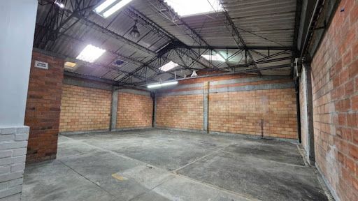 Bodega en arriendo Antioquia Envigado La Mesa 640 m2 Habitaciones 0 Baños 4 Garajes 3 Precio $20000000