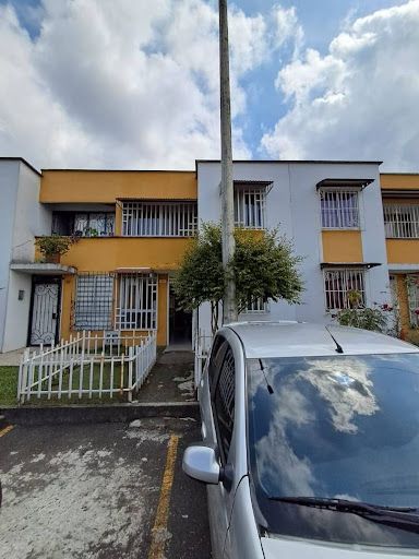 Casa en venta Risaralda Dosquebradas Camilo Mejía Duque 82 m2 Habitaciones 3 Baños 2 Garajes 1 Precio $340000000