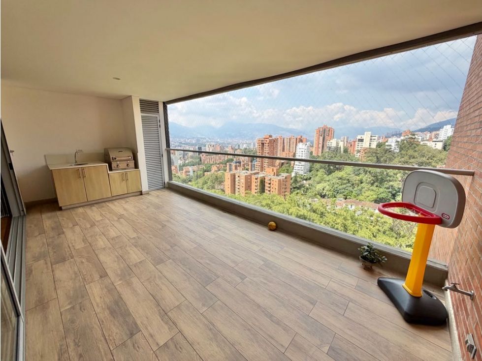 Apartamento en venta Antioquia Envigado Envigado 220 m2 Habitaciones 3 Baños 5 Garajes 4 Precio $0