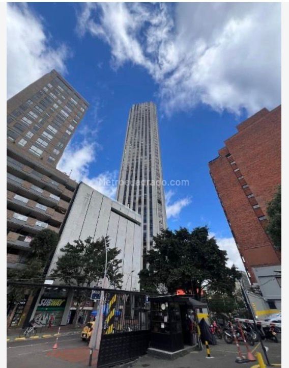 Oficina en venta Cundinamarca Bogotá Las Nieves 420 m2 Habitaciones 0 Baños 2 Garajes 4 Precio $1200000000
