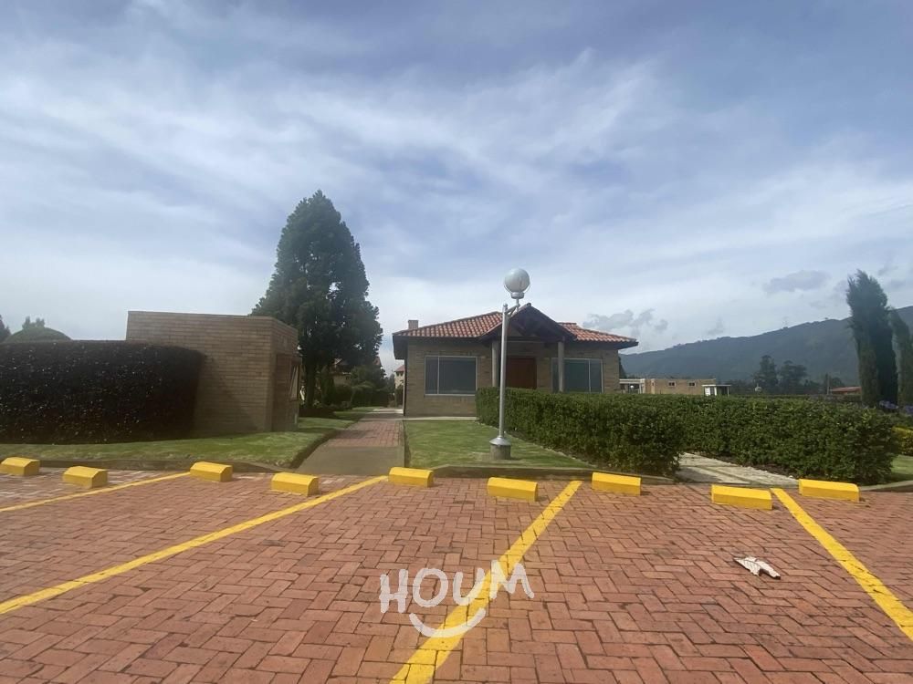 Casa en arriendo Cundinamarca Chía Br Quintas De Guaymaral 450 m2 Habitaciones 3 Baños 6 Garajes 4 Precio $11000000