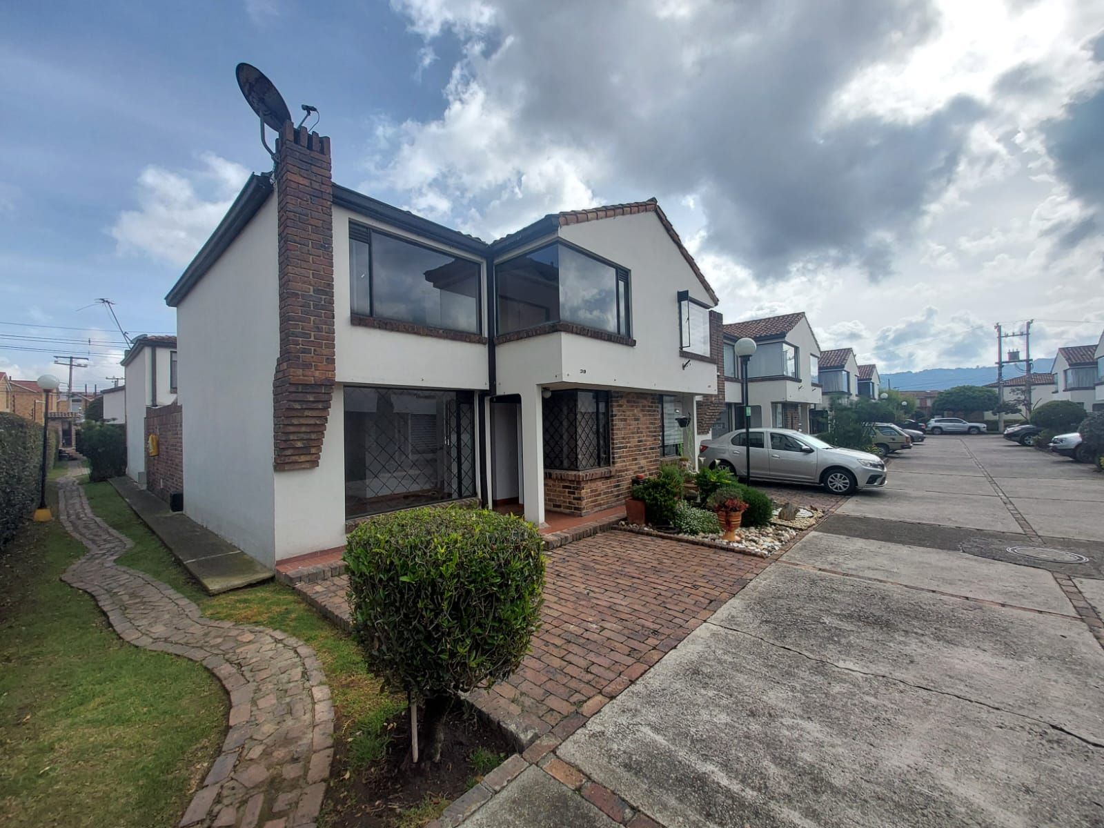 Casa en venta Cundinamarca Chía Ponylandia 81 m2 Habitaciones 3 Baños 3 Garajes 1 Precio $460000000