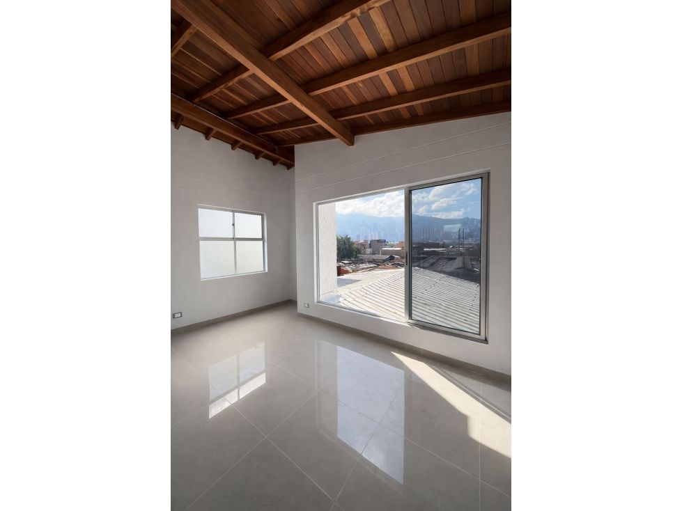 Casa en venta Antioquia Itagüí Itagüí 95 m2 Habitaciones 3 Baños 3 Garajes 0 Precio $380000000