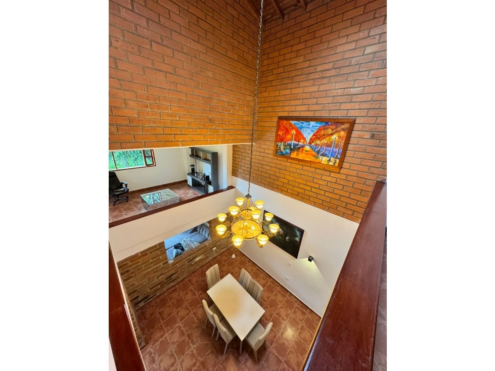 Finca en arriendo o venta Antioquia Rionegro Rionegro 500 m2 Habitaciones 9 Baños 8 Garajes 2 Precio venta $3000000000 Precio arriendo $15000000