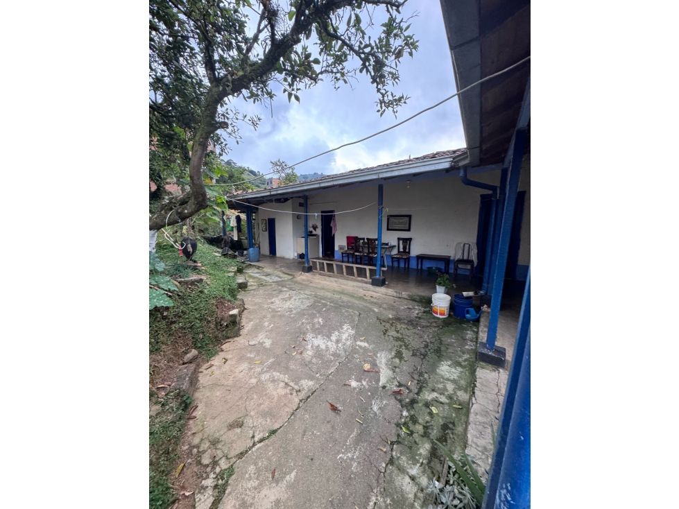 Lote en venta Antioquia Sabaneta Sabaneta 175 m2 Habitaciones 0 Baños 2 Garajes 2 Precio $890000000