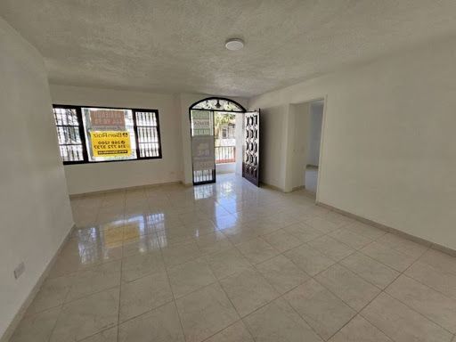 Casa en arriendo Antioquia Medellín Florida Nueva 190 m2 Habitaciones 4 Baños 2 Garajes 0 Precio $5000000