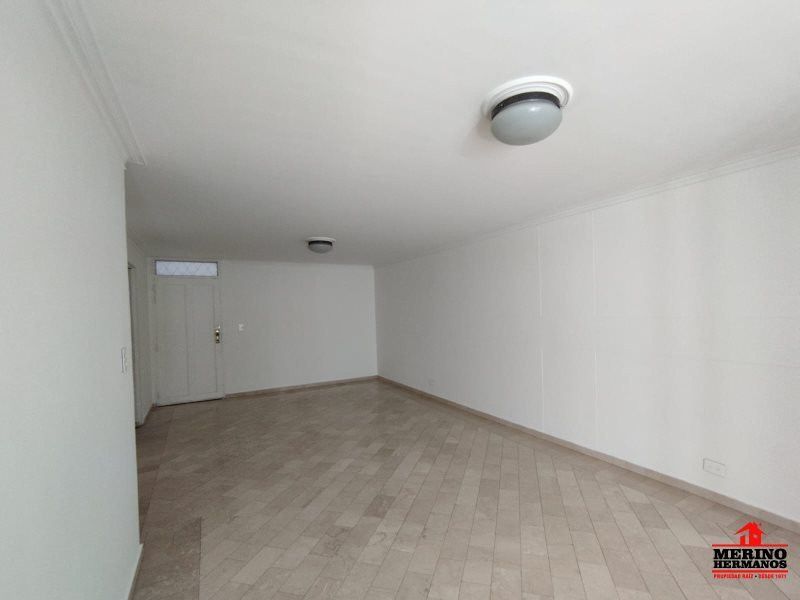 Apartamento en arriendo Antioquia Medellín Colombia 132 m2 Habitaciones 3 Baños 2 Garajes 2 Precio $5756000