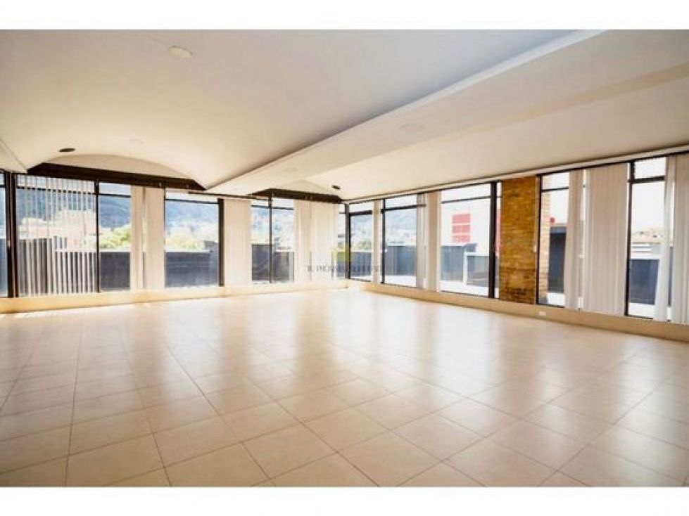 Oficina en venta Cundinamarca Bogotá Bogotá 95 m2 Habitaciones 0 Baños 1 Garajes 1 Precio $765000000