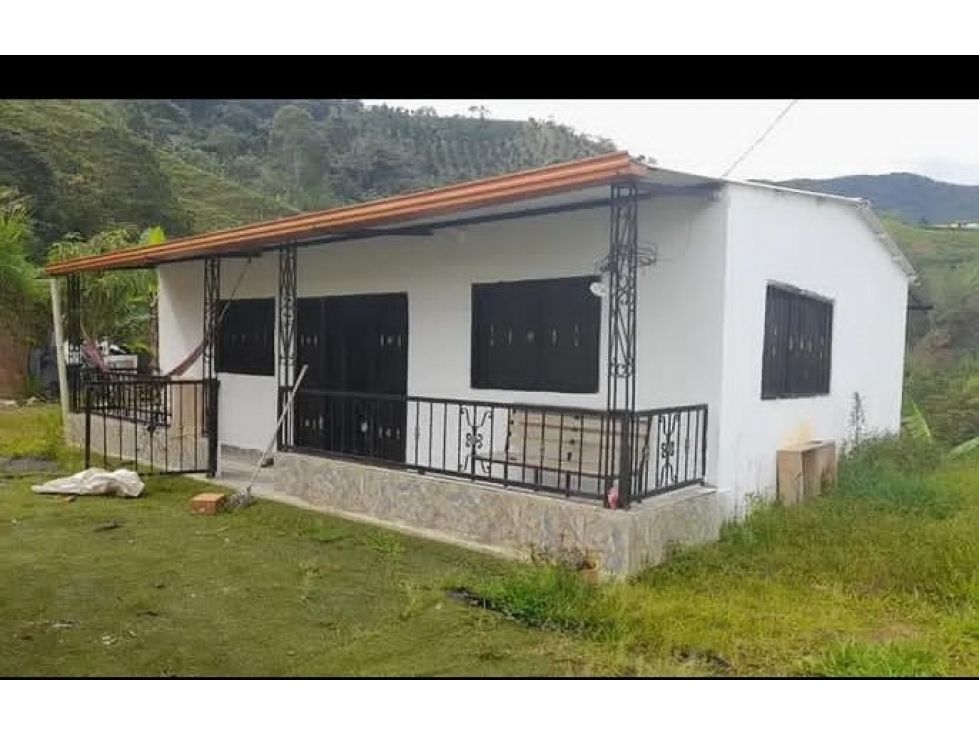 Finca en venta Antioquia Barbosa Santa Mónica 56 m2 Habitaciones 2 Baños 1 Garajes 3 Precio $360000000