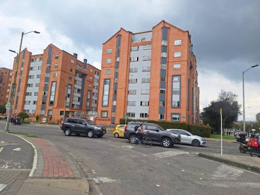 Apartamento en arriendo Cundinamarca Bogotá Cr Bosque De Gratamira 74 m2 Habitaciones 3 Baños 2 Garajes 1 Precio $2673000