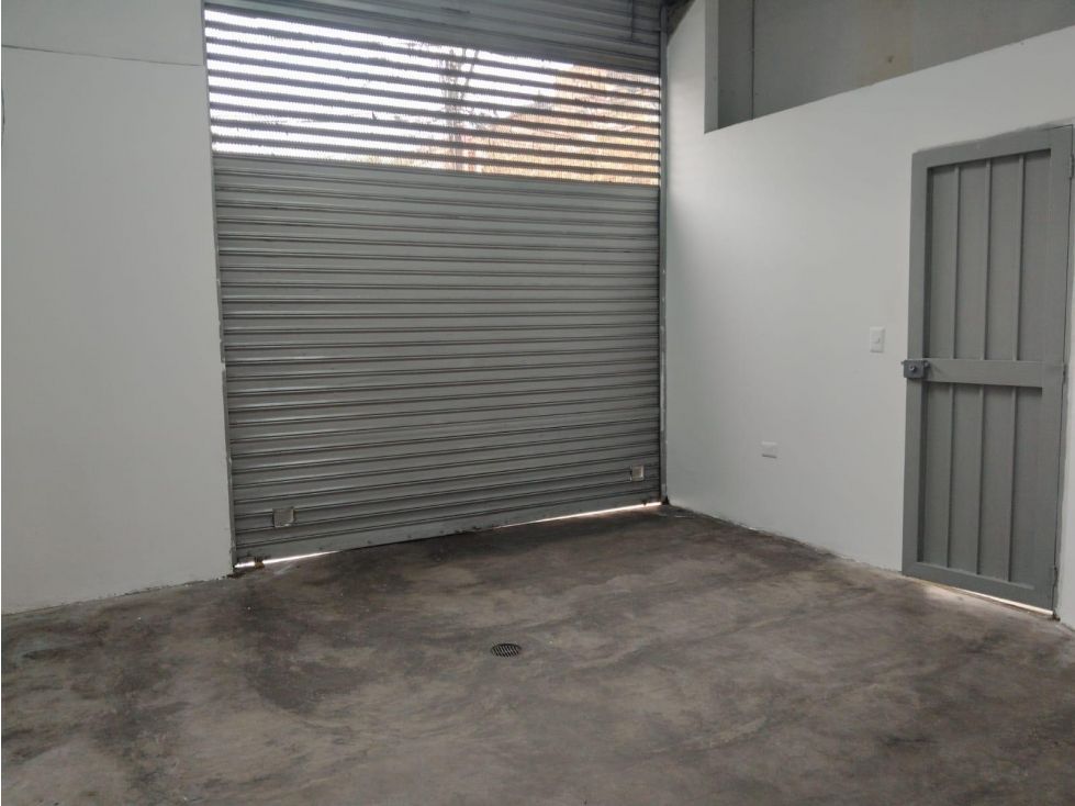 Local en arriendo Antioquia Medellín Caicedo 27 m2 Habitaciones 0 Baños 1 Garajes 0 Precio $1700000