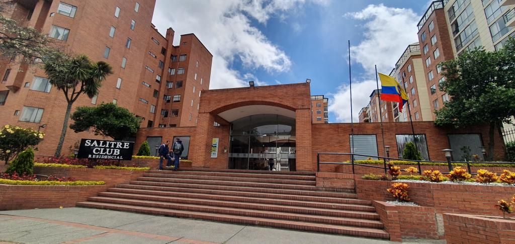 Apartamento en arriendo Cundinamarca Bogotá Ciudad Salitre Occidental 90 m2 Habitaciones 2 Baños 3 Garajes 1 Precio $4800000