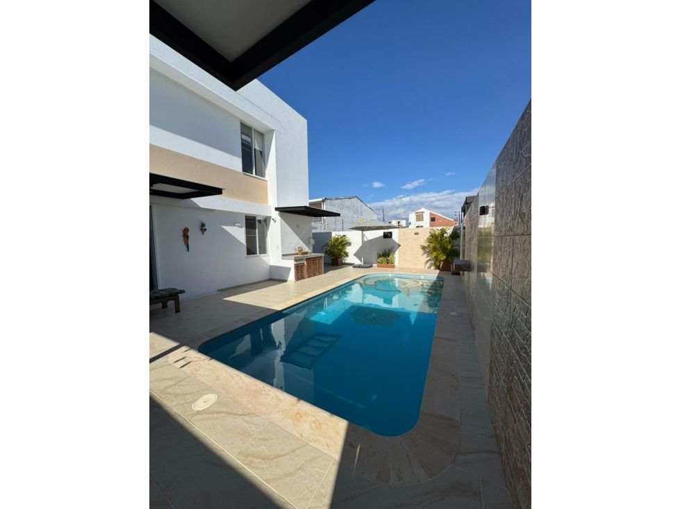 Casa en venta Cundinamarca Ricaurte Ricaurte 154 m2 Habitaciones 3 Baños 4 Garajes 2 Precio $590000000