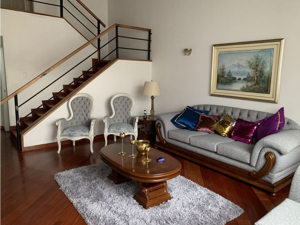 Casa en venta Cundinamarca Bogotá Prado Veraniego Sur 300 m2 Habitaciones 4 Baños 4 Garajes 3 Precio $1300000000