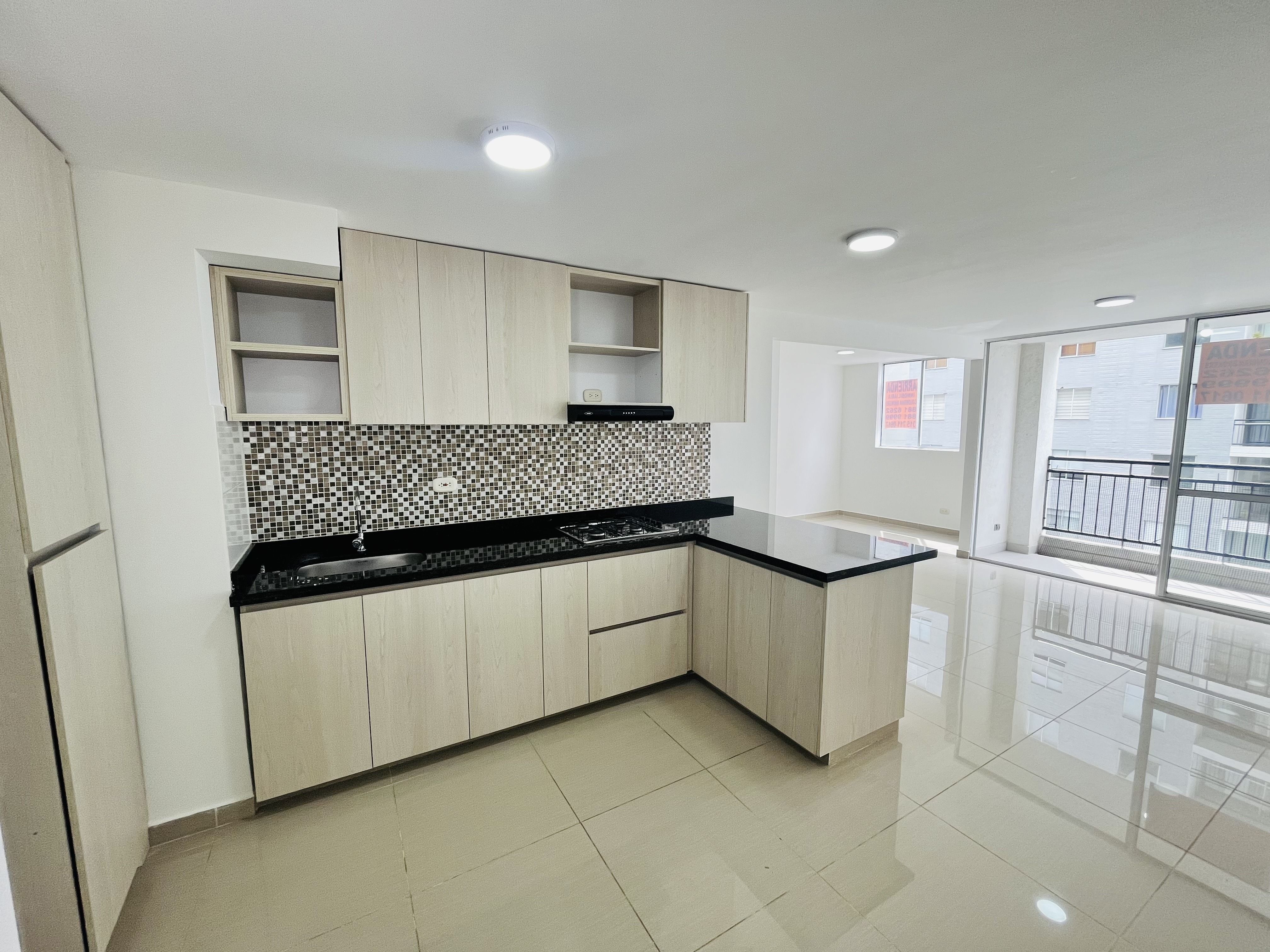 Apartamento en arriendo Valle Del Cauca Cali Parcelacion Piedra Grande 75 m2 Habitaciones 2 Baños 2 Garajes 1 Precio $1400000