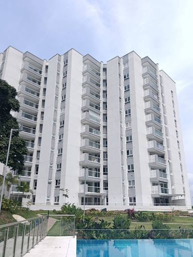 Apartamento en arriendo Valle Del Cauca Cali Parcelaciones Pance 116 m2 Habitaciones 3 Baños 4 Garajes 2 Precio $6500000