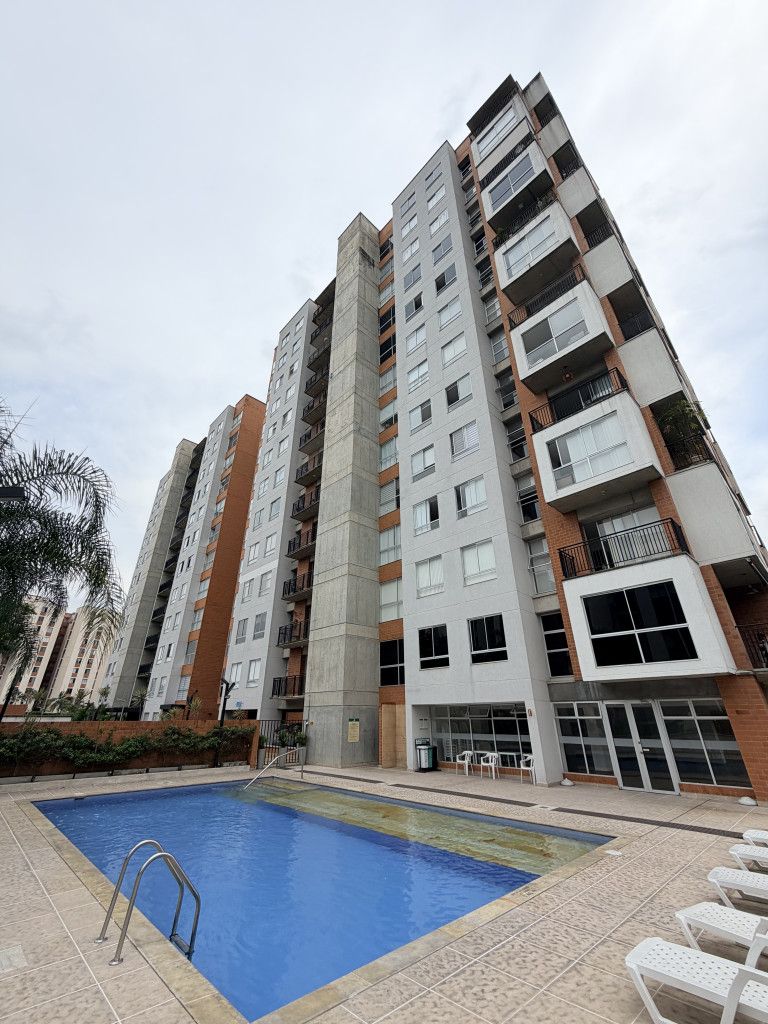 Apartamento en arriendo Valle Del Cauca Cali Quintas De Don Simón 93 m2 Habitaciones 3 Baños 3 Garajes 1 Precio $3100000