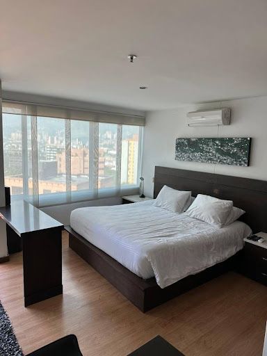 Apartaestudio en arriendo Antioquia Medellín La Aguacatala 40 m2 Habitaciones 1 Baños 1 Garajes 1 Precio $4000000