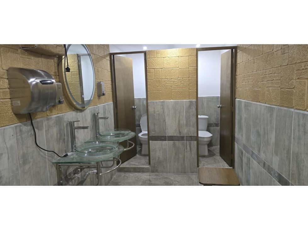 Local en venta Antioquia Medellín La Candelaria 373 m2 Habitaciones 0 Baños 0 Garajes 0 Precio $3051000000