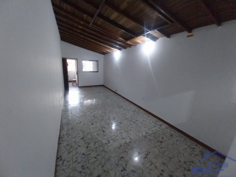 Apartamento en arriendo Antioquia Medellín Las Playas 80 m2 Habitaciones 2 Baños 2 Garajes 0 Precio $1800000