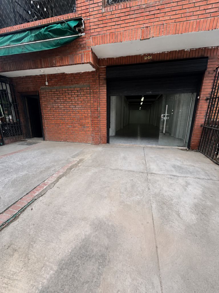 Bodega en arriendo Valle Del Cauca Cali Sector Patio Bonito 400 m2 Habitaciones 0 Baños 0 Garajes 0 Precio $3500000