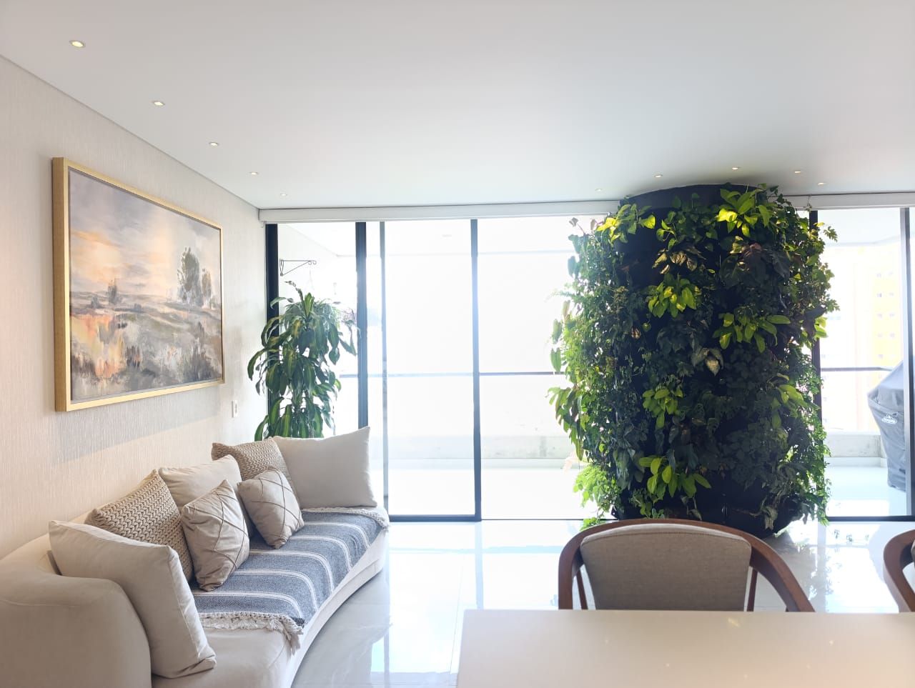 Apartamento en venta Antioquia Medellín Calle Nueva 157 m2 Habitaciones 3 Baños 4 Garajes 2 Precio $2580000000