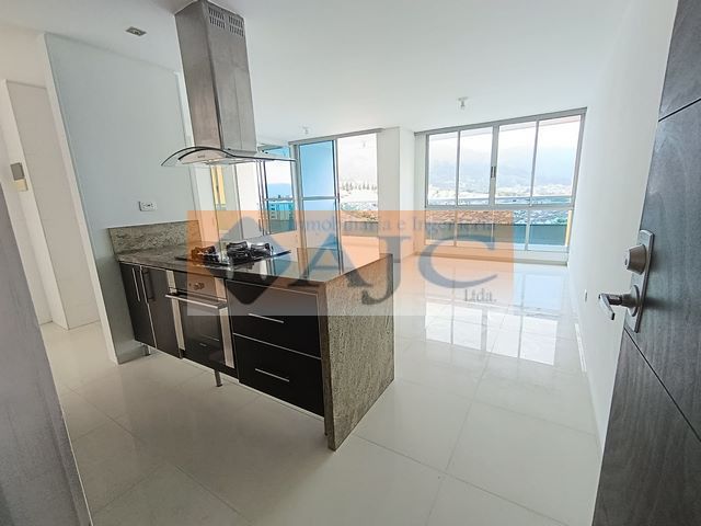 Apartamento en arriendo Santander Bucaramanga Centro 100 m2 Habitaciones 3 Baños 2 Garajes 2 Precio $3000000