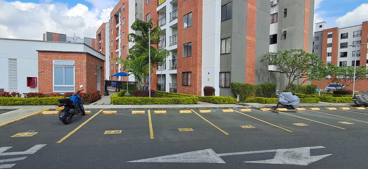 Apartamento en venta Valle Del Cauca Jamundí Alferez Real 60 m2 Habitaciones 3 Baños 2 Garajes 1 Precio $175000000