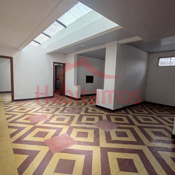 Casa en arriendo Antioquia La Ceja Centro 180 m2 Habitaciones 5 Baños 2 Garajes 0 Precio $2300000