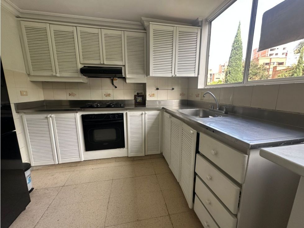 Apartamento en arriendo Antioquia Medellín La Candelaria 150 m2 Habitaciones 3 Baños 3 Garajes 1 Precio $4500000