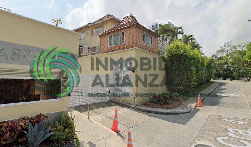 Casa en venta Santander Bucaramanga Unidad Residencial Cantabria Ii Etapa 184 m2 Habitaciones 3 Baños 4 Garajes 2 Precio $2090000000