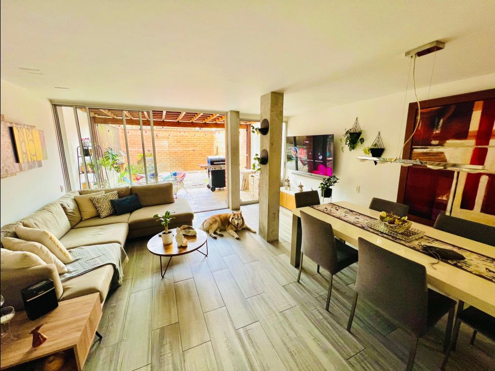 Casa en venta Antioquia Envigado Alto De Misael 127 m2 Habitaciones 3 Baños 3 Garajes 1 Precio $1360000000