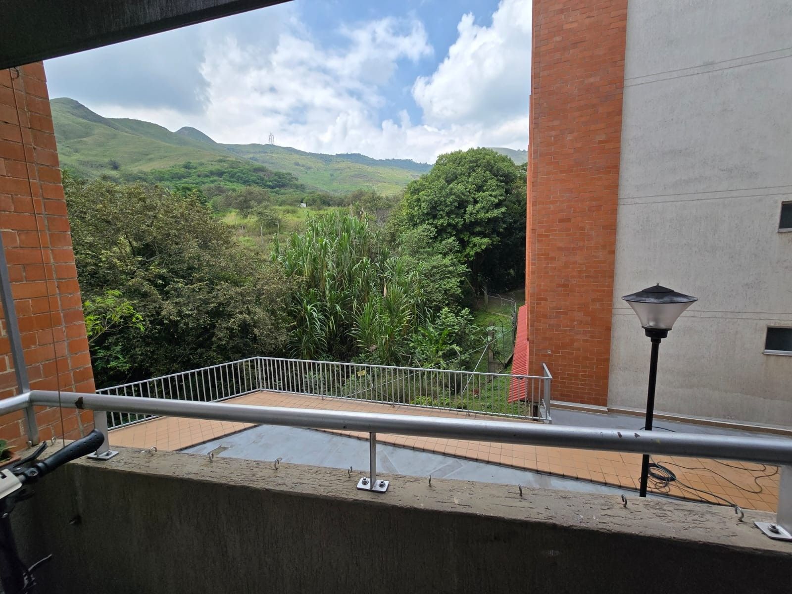 Apartamento en venta Valle Del Cauca Cali El Bosque 64 m2 Habitaciones 3 Baños 2 Garajes 1 Precio $330000000