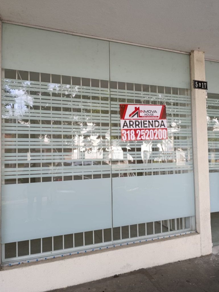 Local en arriendo Valle Del Cauca Cali San Vicente 81 m2 Habitaciones 0 Baños 0 Garajes 0 Precio $2763000