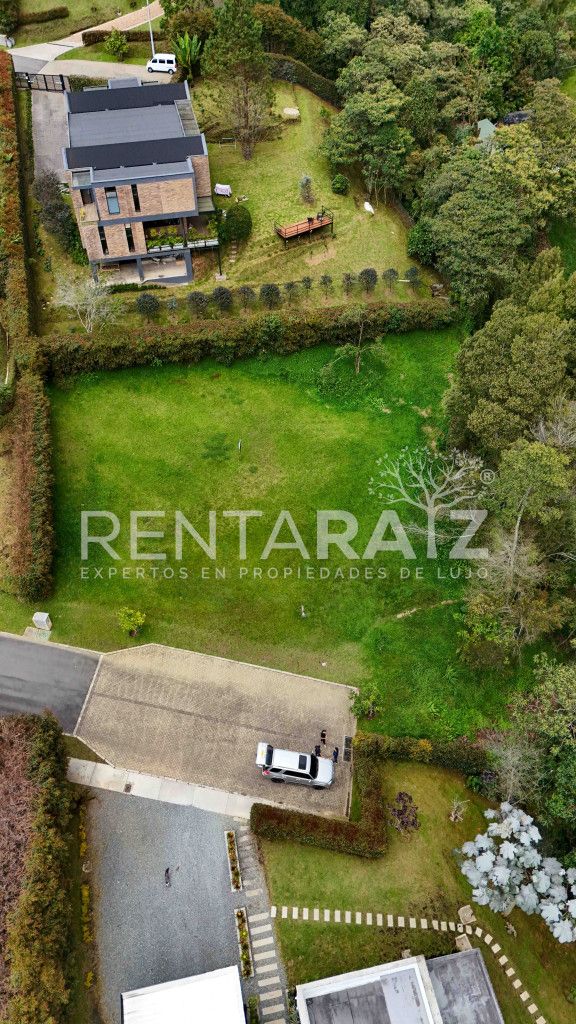 Lote en venta Antioquia Envigado Envigado 0 m2 Habitaciones 0 Baños 0 Garajes 0 Precio $1200000000
