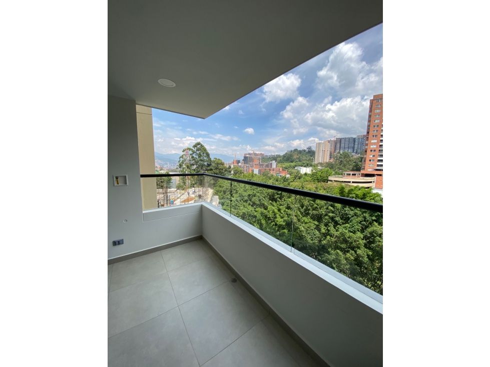 Apartamento en arriendo Antioquia Envigado El Salado 72 m2 Habitaciones 3 Baños 2 Garajes 1 Precio $3900000