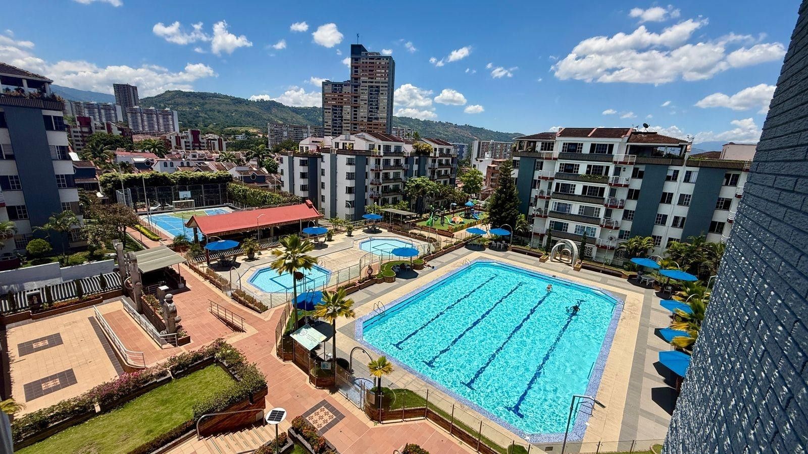 Apartamento en venta Santander Floridablanca Cr Cañaveral Campestre Iii Etapa 166 m2 Habitaciones 4 Baños 4 Garajes 2 Precio $680000000