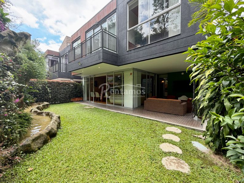 Casa en venta Antioquia Envigado Loma Del Atravesado 345 m2 Habitaciones 4 Baños 4 Garajes 2 Precio $2390000000