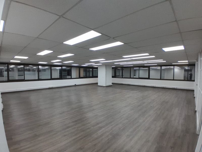 Oficina en arriendo Cundinamarca Bogotá Muequeta 246 m2 Habitaciones 0 Baños 0 Garajes 3 Precio $18370000