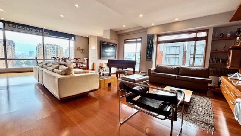 Apartamento en venta Cundinamarca Bogotá San José Del Prado 196 m2 Habitaciones 3 Baños 3 Garajes 4 Precio $1280000000