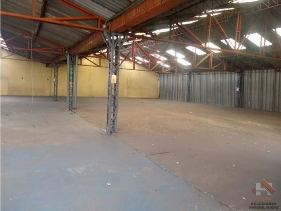 Bodega en arriendo Cundinamarca Bogotá Ortezal 4700 m2 Habitaciones 0 Baños 3 Garajes 0 Precio $60000000