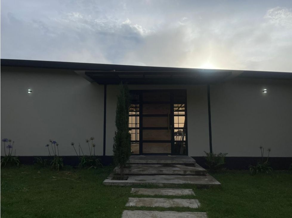 Casa Campestre en venta Antioquia Caldas Caldas 285 m2 Habitaciones 3 Baños 2 Garajes 3 Precio $1200000000