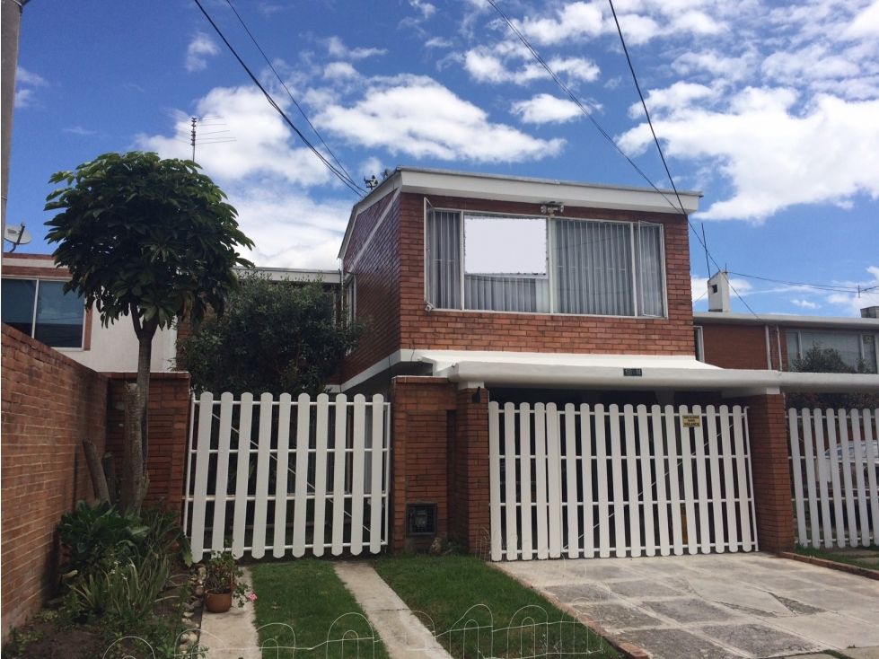 Casa en arriendo Cundinamarca Bogotá Las Margaritas 276 m2 Habitaciones 4 Baños 3 Garajes 3 Precio $7250000
