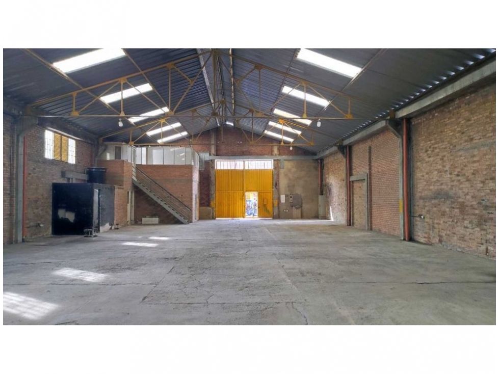 Bodega en arriendo Cundinamarca Bogotá Ub Talavera 480 m2 Habitaciones 0 Baños 3 Garajes 1 Precio $12000000