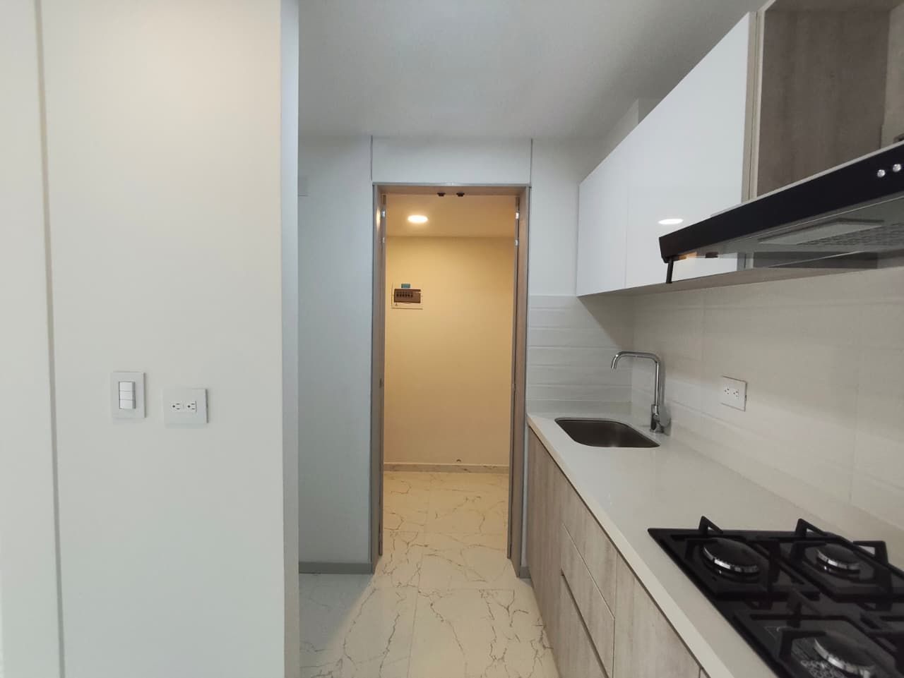 Apartamento en arriendo Risaralda Pereira Cr Santa Monica 65 m2 Habitaciones 3 Baños 2 Garajes 1 Precio $2800000