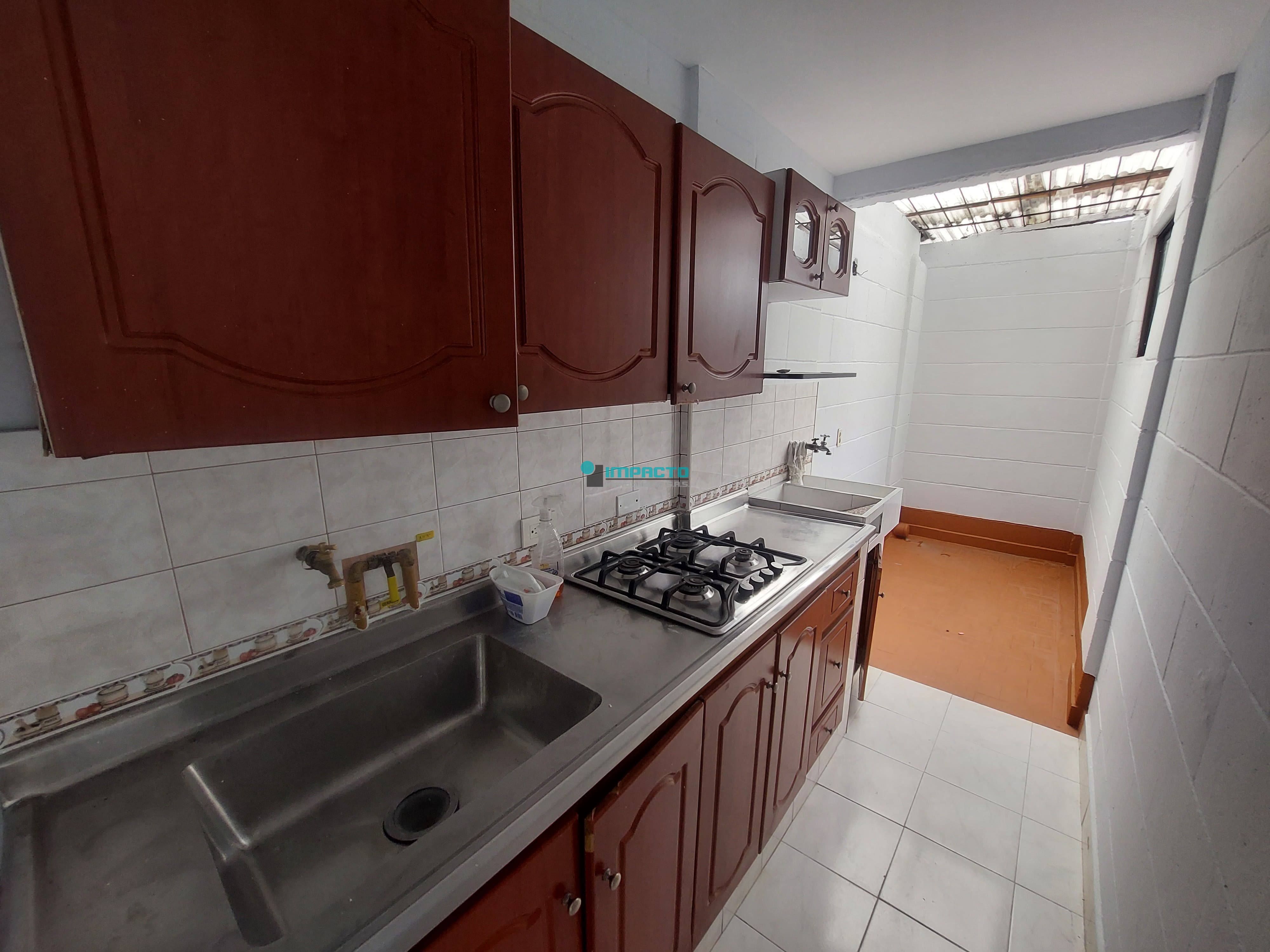 Apartamento en arriendo Antioquia Medellín Calasanz Parte Alta 70 m2 Habitaciones 3 Baños 2 Garajes 0 Precio $2300000