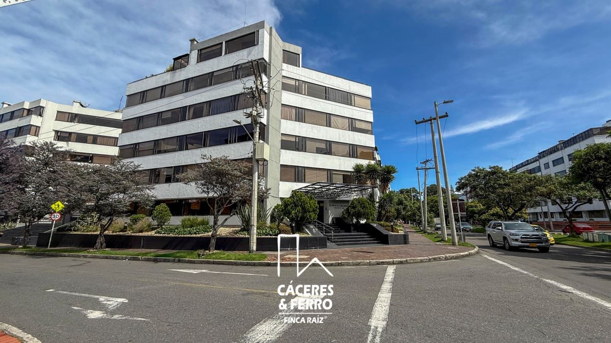 Apartamento en venta Cundinamarca Bogotá Santa Barbara Central 67 m2 Habitaciones 2 Baños 2 Garajes 1 Precio $455000000
