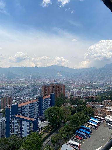 Apartamento en arriendo Antioquia Medellín Asomadera No2 55 m2 Habitaciones 2 Baños 2 Garajes 1 Precio $2200000